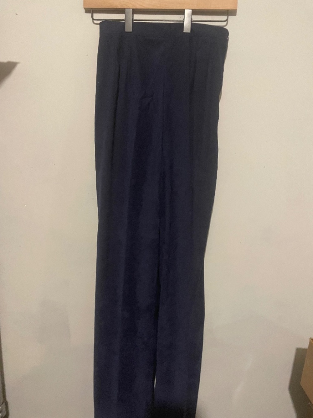 And touch size 6, navy pants with side, zipper, and elastic back